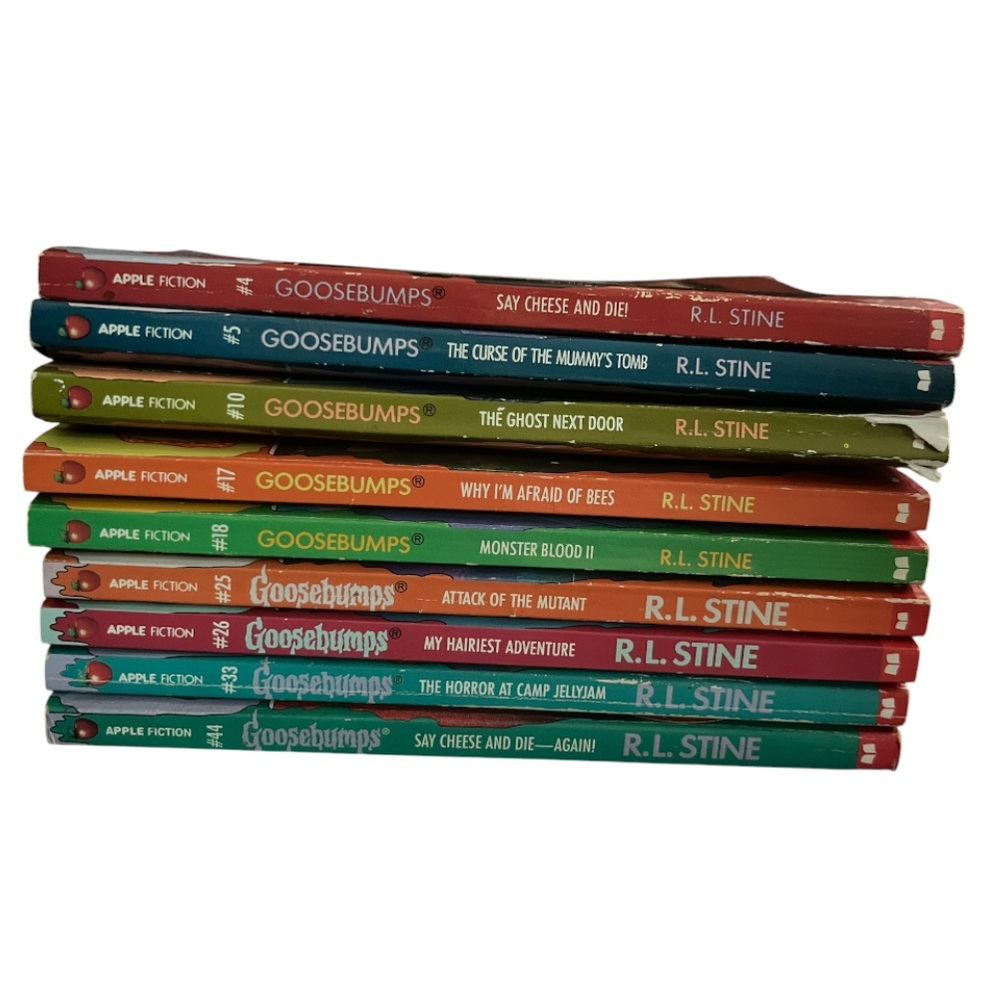 Scholastic Vintage Goosebumps Assorted Book Set